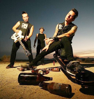 Koffin Katz headline a Sunday bill of psychobilly — with Total Wreck