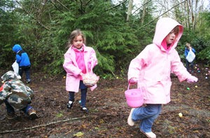 Oodles of youngsters dashed around South Kitsap Community Park Saturday morning to scoop up Easter eggs.