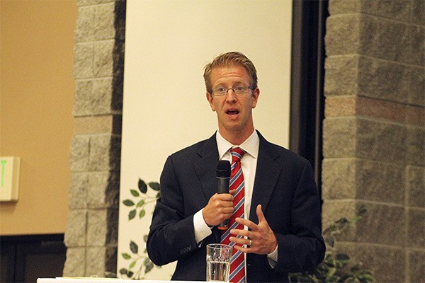 ouse Representative Derek Kilmer spoke to the Greater Poulsbo Chamber of Commerce this week about issues he is working on.