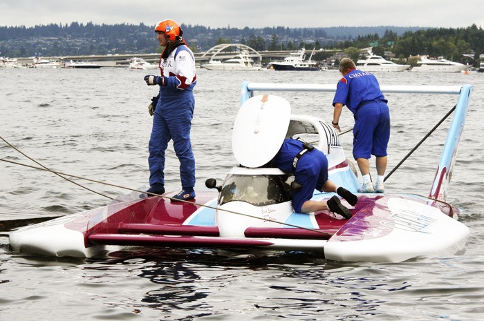 South Kitsap High School graduate Dave Villwock remains in third place with 60 career wins behind Bill Muncey (62) and Chip Hanauer (61) after finishing second Sunday at Seafair.