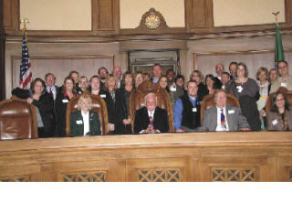 Leadership Kitsap Class of 2009 experienced the challenges of state government first-hand during a day-long visit to Olympia last month. Thirty-three students and six volunteer board members spent the day with Gov. Chris Gregoire and other high-ranking state officials as part of the Leadership Kitsap Foundation program