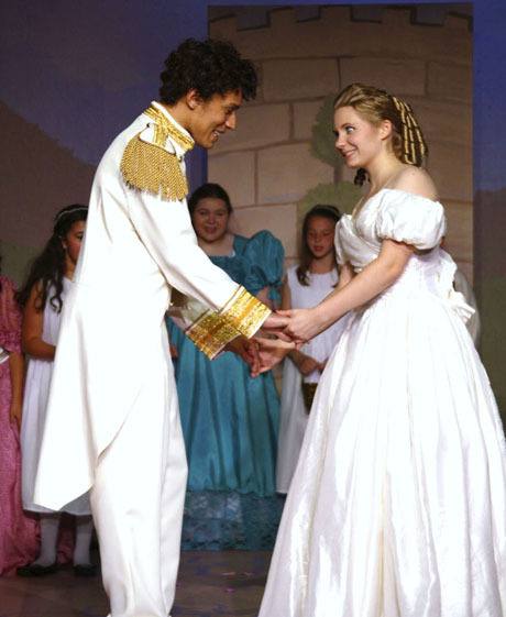 Katharine Beddoe and Zander Martin star in CSTOCK's youth production of 'Cinderella