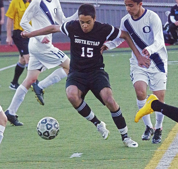 South Kitsap coach Cory Vartanian praised the play in the midfield