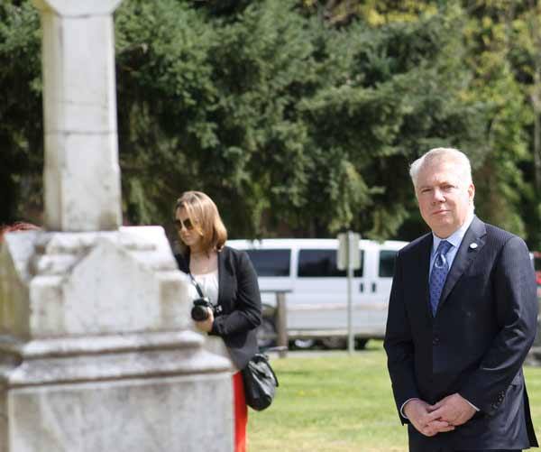 Seattle Mayor Ed Murray observes Chief Sealth's gravesite April 11.