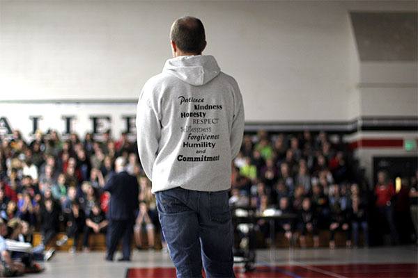 KMS Principal Craig Barry’s school sweatshirt has words of wisdom on it for students.