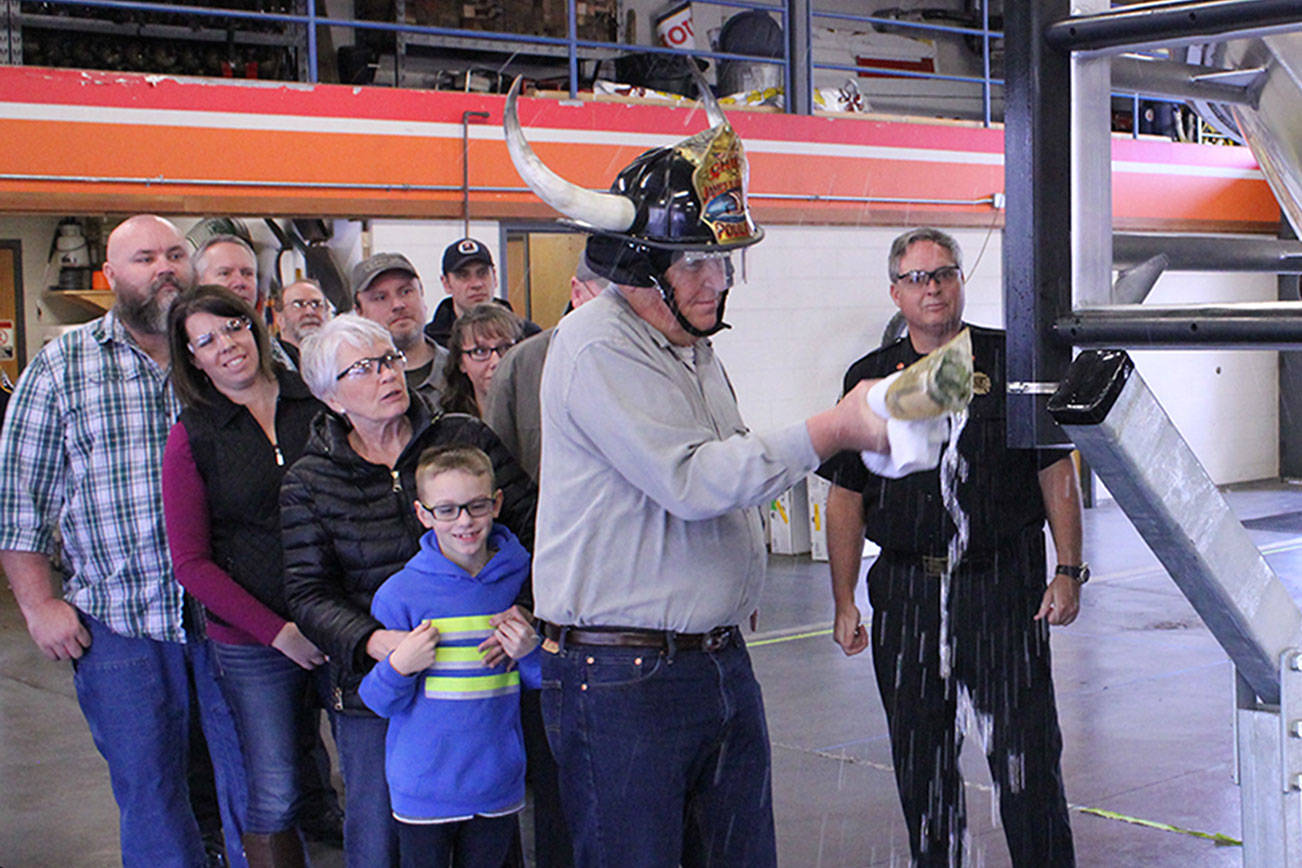 Poulsbo Fire Department christens new boat