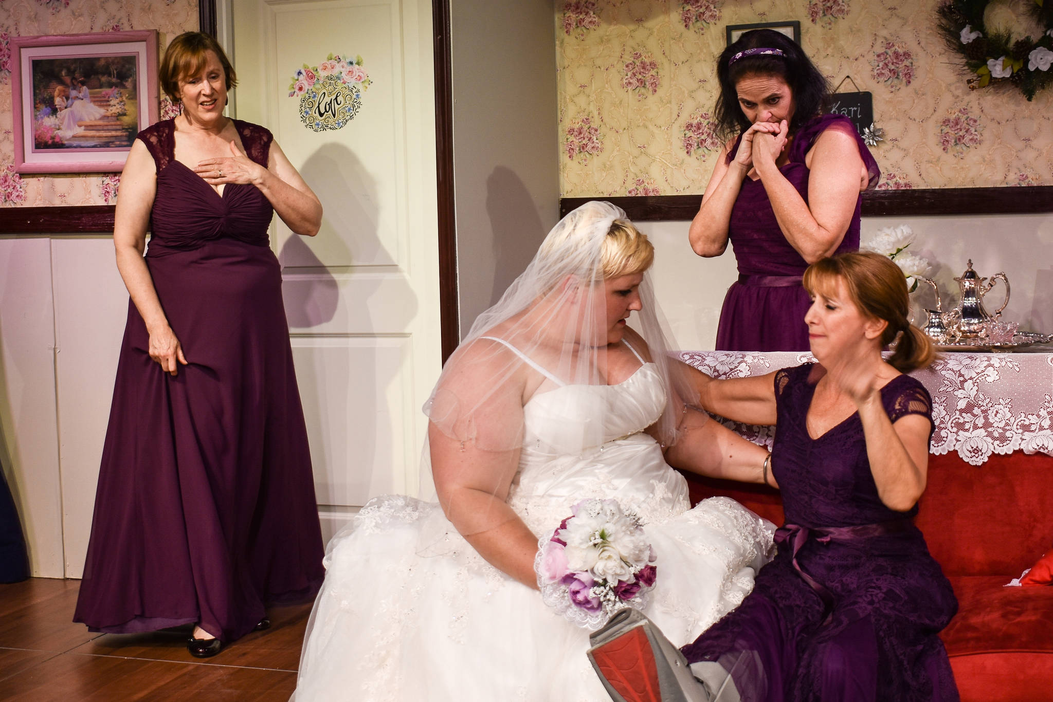 Jewel Box Theater kicks off wedding season with a comedy