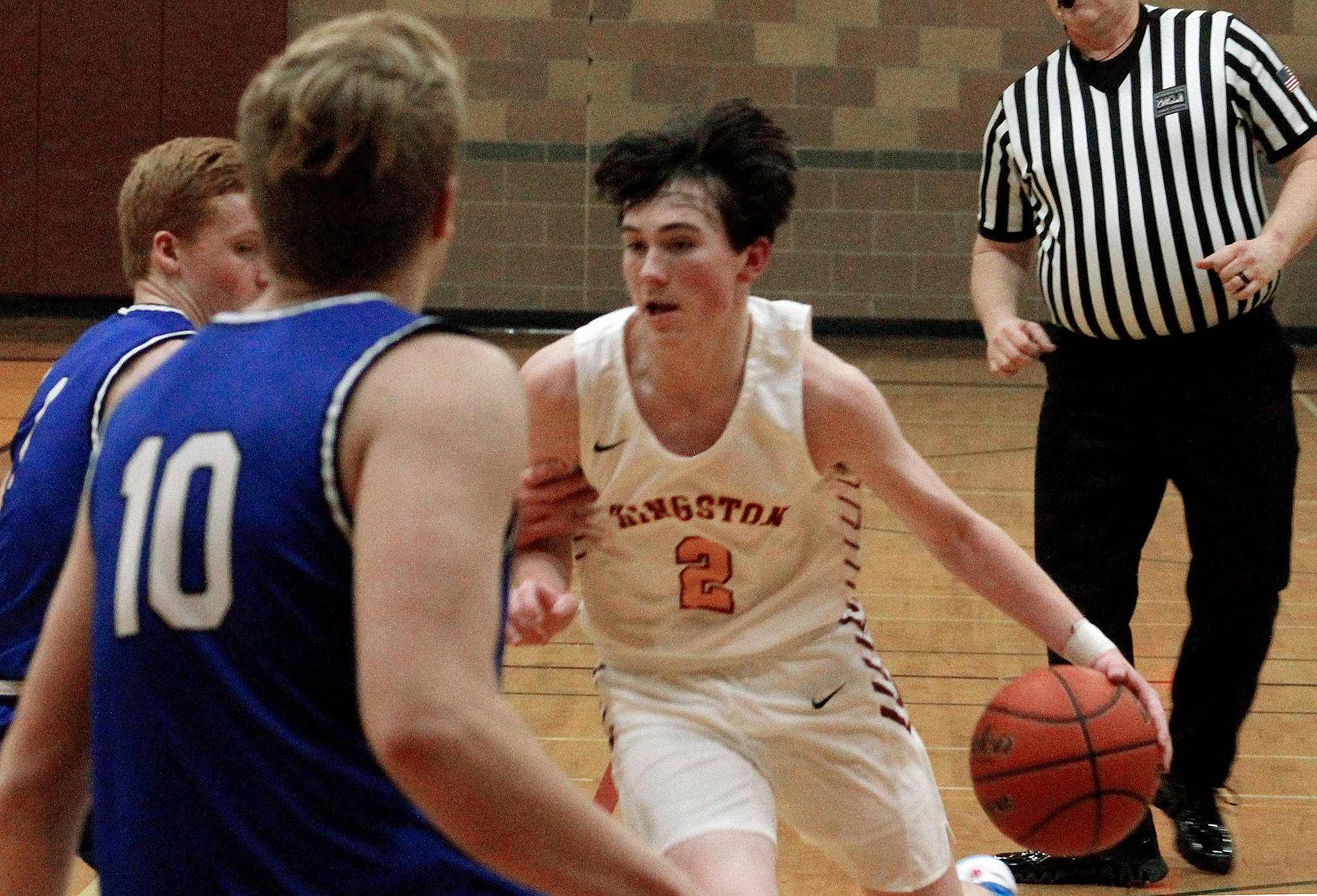 McCarthy's buzzer-beater delivers major win for CR North boys