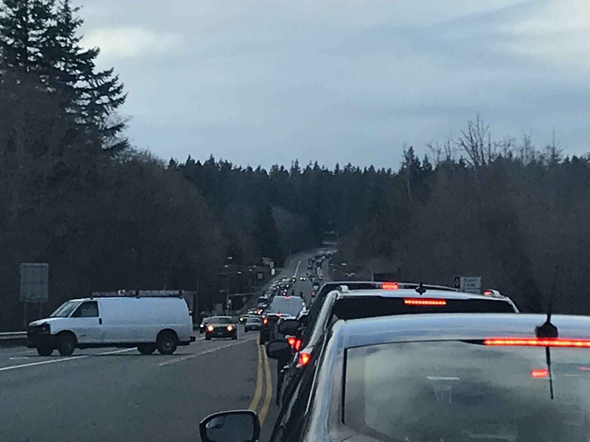 Crash reported at SR 305 and Viking Avenue in Poulsbo