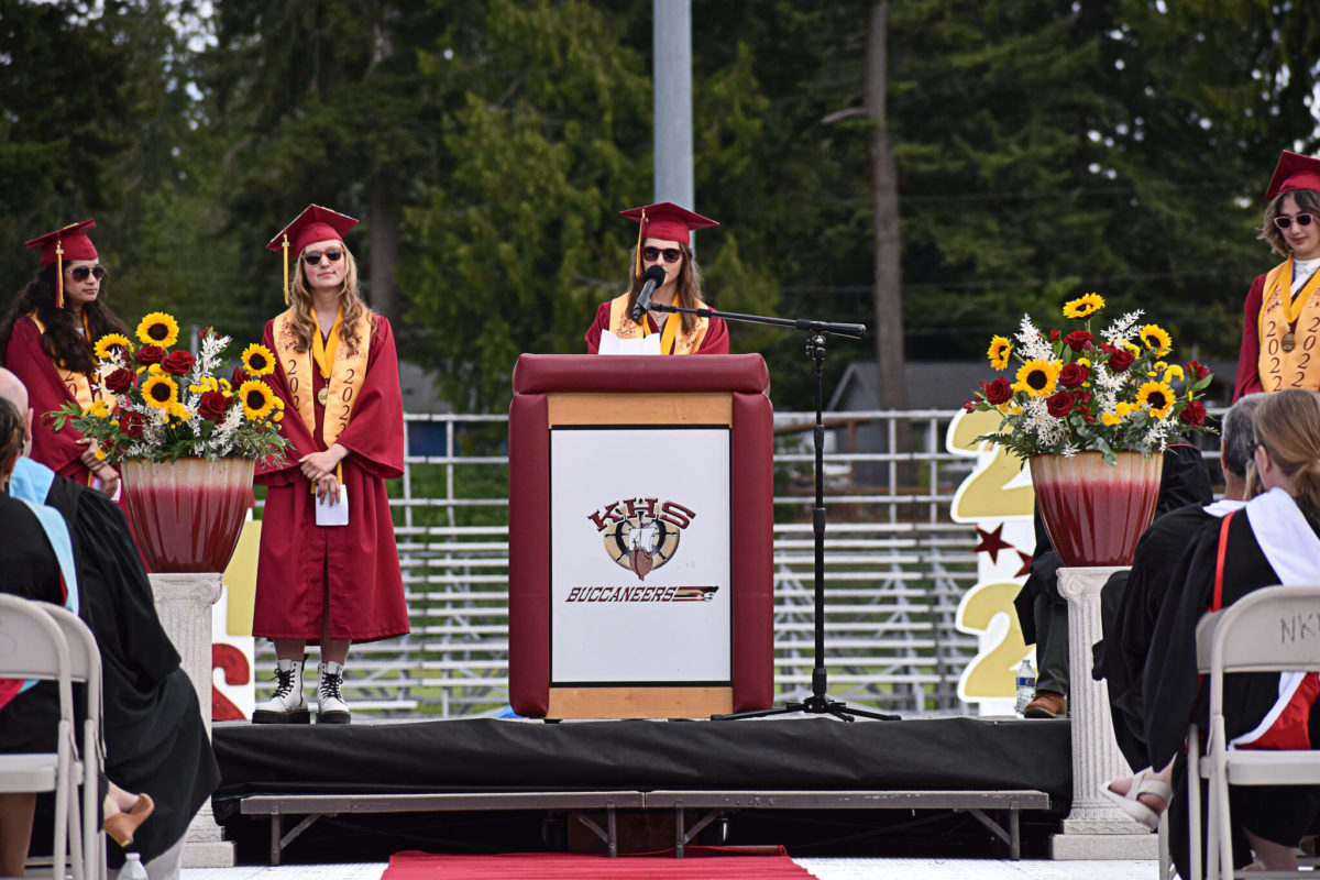 Kingston graduates shine through resilience | Kitsap Daily News