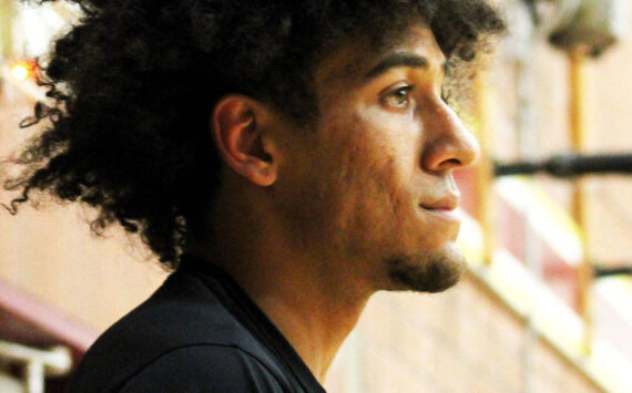 Elisha Meyer/Kitsap News Group
South Kitsap’s boys basketball coach Anthony Lewis takes the court for day one of tryouts for the 2024-25 season.